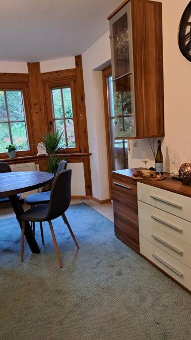 Gemuetliche Waldrandlage In Badenweiler Sehringen Ferienwohnung エクステリア 写真